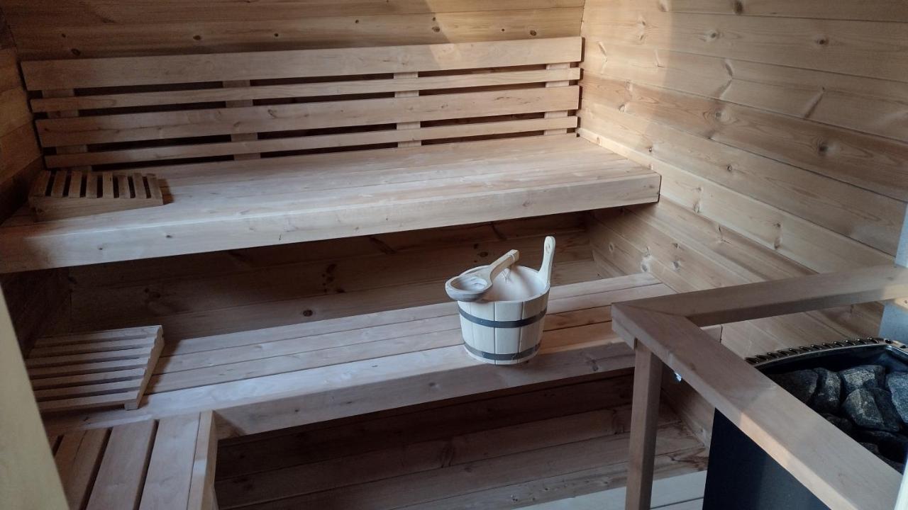 Marina Sasino - Komfortowe Domy Z Sauna I Kominkami 외부 사진